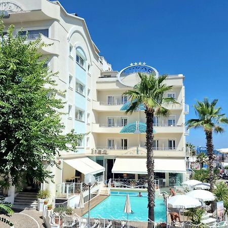 Luxor Beach Boutique Hotel 카톨리카 외부 사진